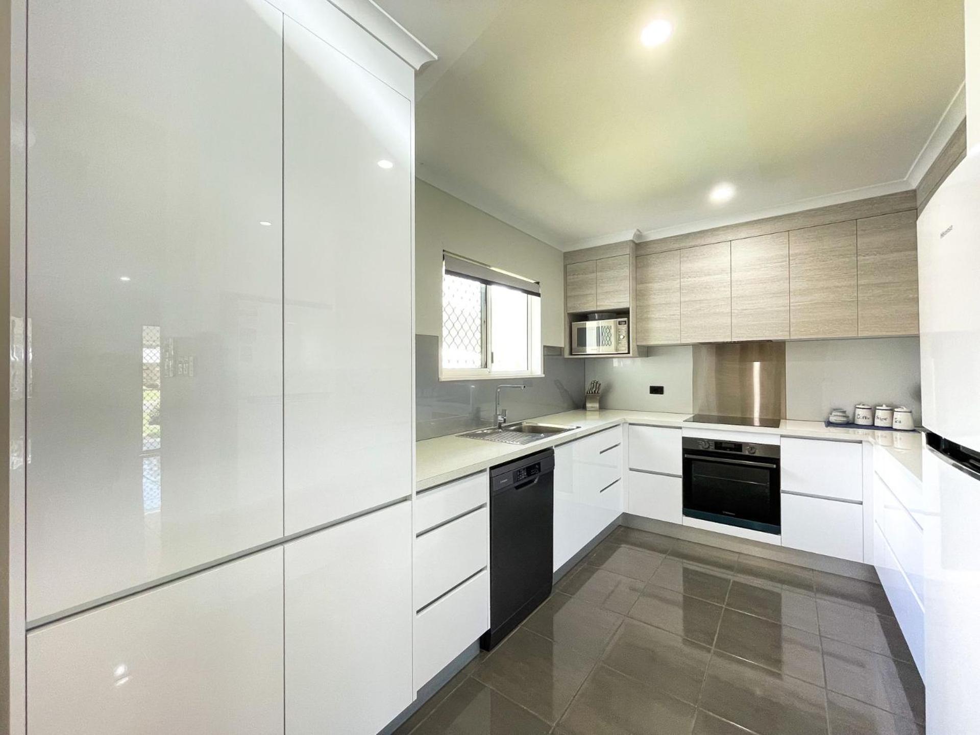 Beach House On Burrum- Close To Beach- 3Br- Wifi-Foxtel Woodgate Εξωτερικό φωτογραφία