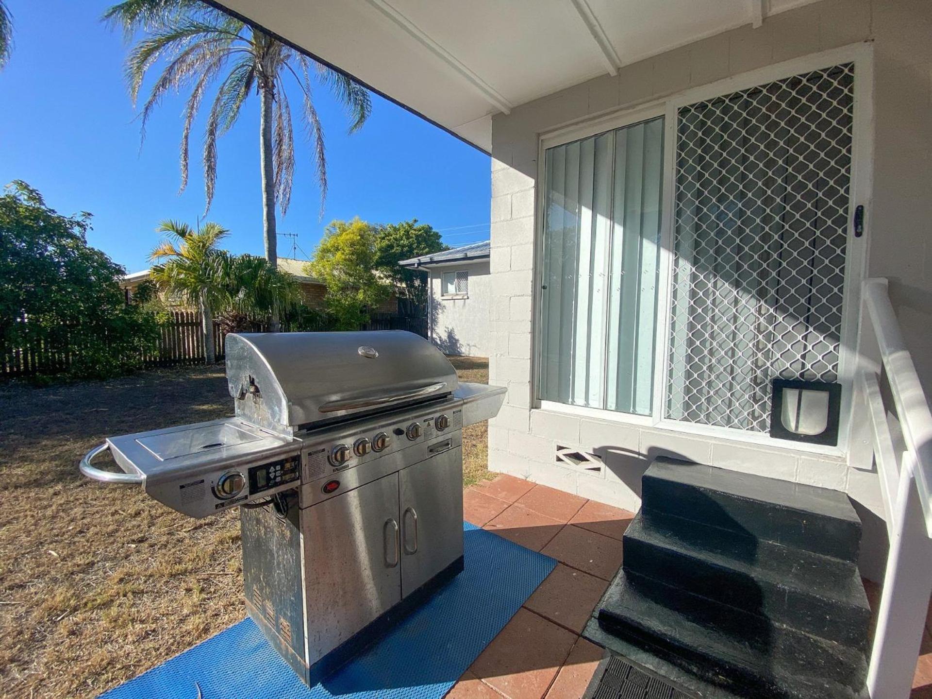 Beach House On Burrum- Close To Beach- 3Br- Wifi-Foxtel Woodgate Εξωτερικό φωτογραφία